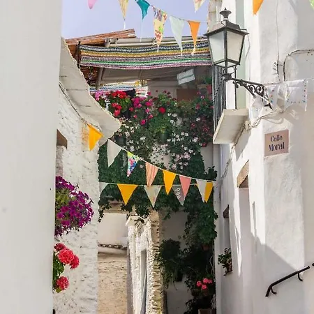 Casa Nicolasa Hotel *
